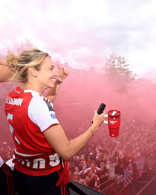Hydrating the way through an unforgettable weekend 🔴⚪️

🤝 @stanley1913_europe