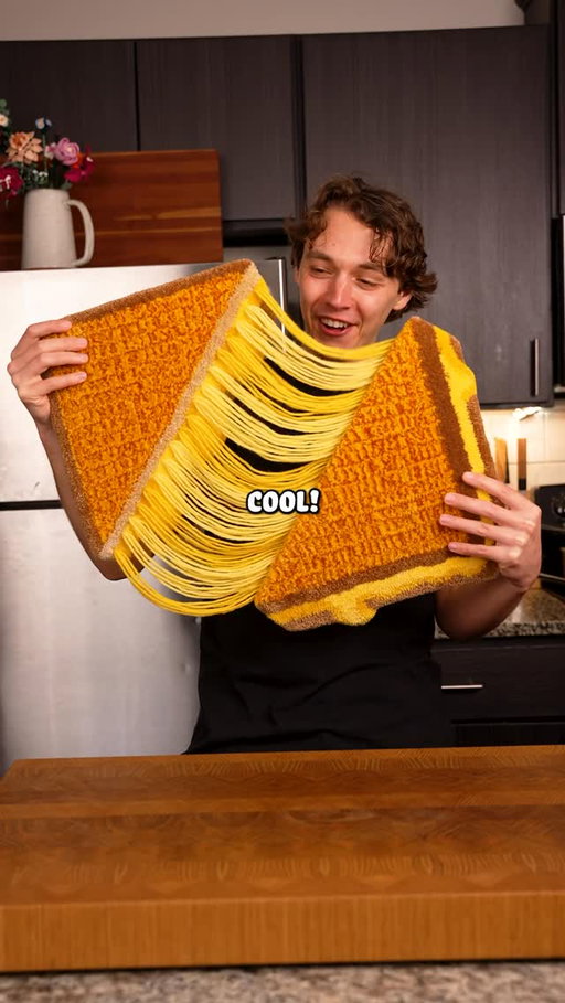 This grilled cheese rug is SO COOL. Thank you @gremlynrugs for sending me this, and inspiring me to make some grilled cheese art of my own! #sargentoambassador