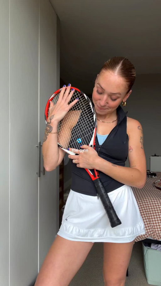 Ad The return of my tennis era ??!! 👀🎾
 
Had the best time stepping back onto a tennis court for the first time in over 10 years (!!) with @fage_uk in Trafalgar Square. FAGE is proud to support British tennis through its partnership with the LTA, and it’s definitely left me with a big fat itch to get back into the sport 🥹
 
Safe to say I’m now VERY ready for a summer of tennis spectating, strawberries and cream (or… FAGE? 🙂‍↕️) hehe ☀️
 
If anyone fancies a hit, lemme know 🤣

#britishtennis #womenstennis