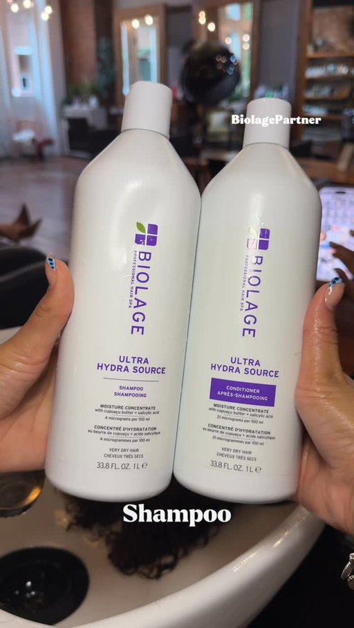 Dry, color-treated hair girls this one’s for YOU🙂‍↕️

Used the Biolage Ultra Hydra Source liters on my sister & her hair came BACK to lifeee

72 hrs of moisture + frizz control with cupuaçu butter & salicylic acid?? yeahhh😮‍💨

And the liter sizes just make sense — less waste + lasts foreverrr & also 20% off at SalonCentric rn so runnn😉

#BiolagePartner #saloncentric @biolage @saloncentric