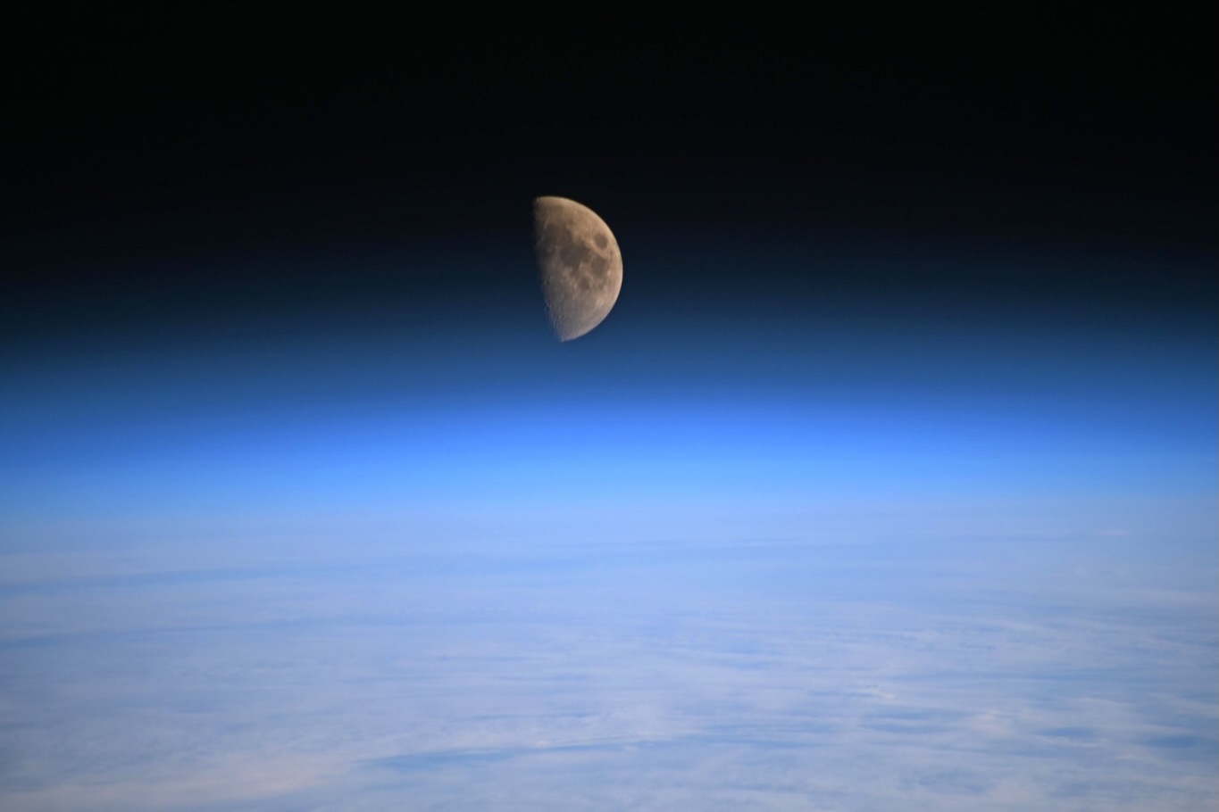 The Moon looks even more beautiful when it’s bathing in some Earthglow – let’s hear it for Earth Joy! Congratulations to my friends and colleagues on the Artemis III crew: @astrokomrade, @astro_frankrubio, @astro_luca, and @astro_andred. This mission in low Earth orbit will pave the way for our subsequent @nasaartemis missions to land humans on the Moon.