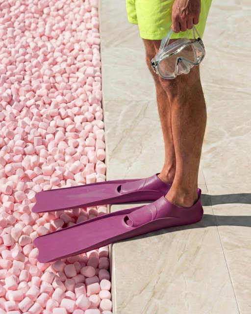 Dive into pink perfection. Shop securely in the Klarna app and pick how you pay—in full, later or over time. 

Terms apply. See link in bio.
