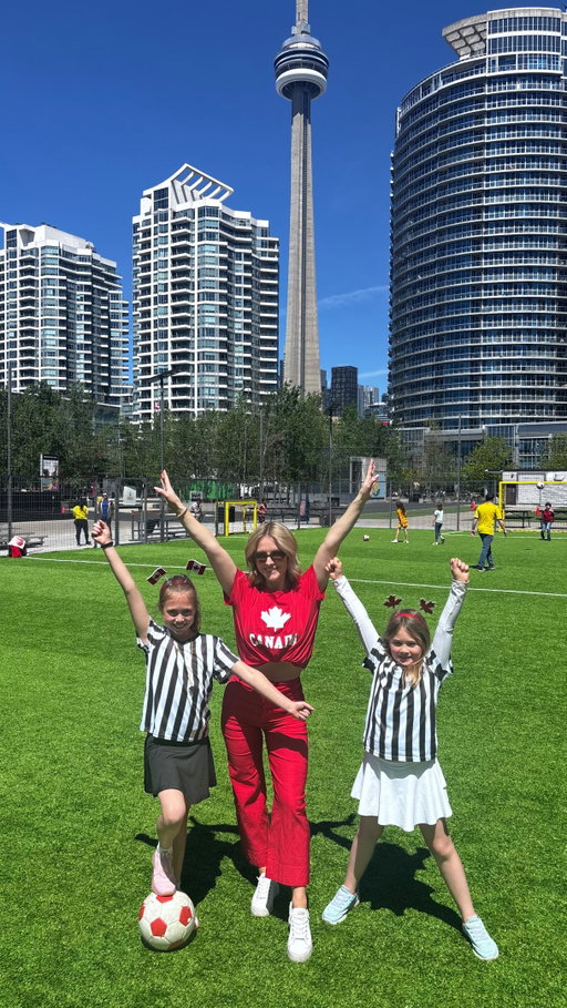 As @gotransit welcomes the world to Toronto, here’s a play-by-play on how to take the GO, use your @prestocard and easily access all the celebrations going on downtown for the global tournament. The girls and I had so much fun playing soccer down at Harbourfront Centre! So whether you’re cheering for Canada or another country, get to Union station or Exhibition with GO!
Join the celebrations:
📍 Canada Soccer House at Harbourfront Centre
📍 Fan Fest at Fort York
📍 Toronto Stadium
#gotransit #presto #toronto #ad