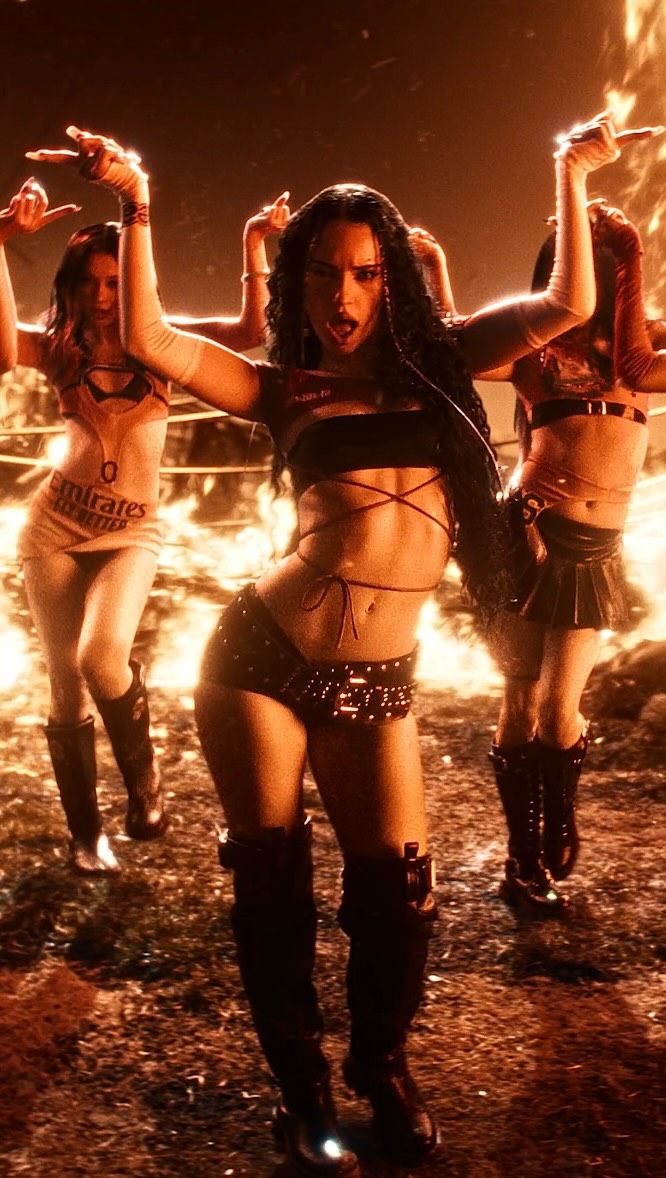 ‘ICONIC BY MISTAKE’ official video out now on youtube!!

SONG OUT JUNE 11 @ 9PM PT | JUNE 12 @ 12AM ET
pre-save ‘ICONIC BY MISTAKE’ now!!