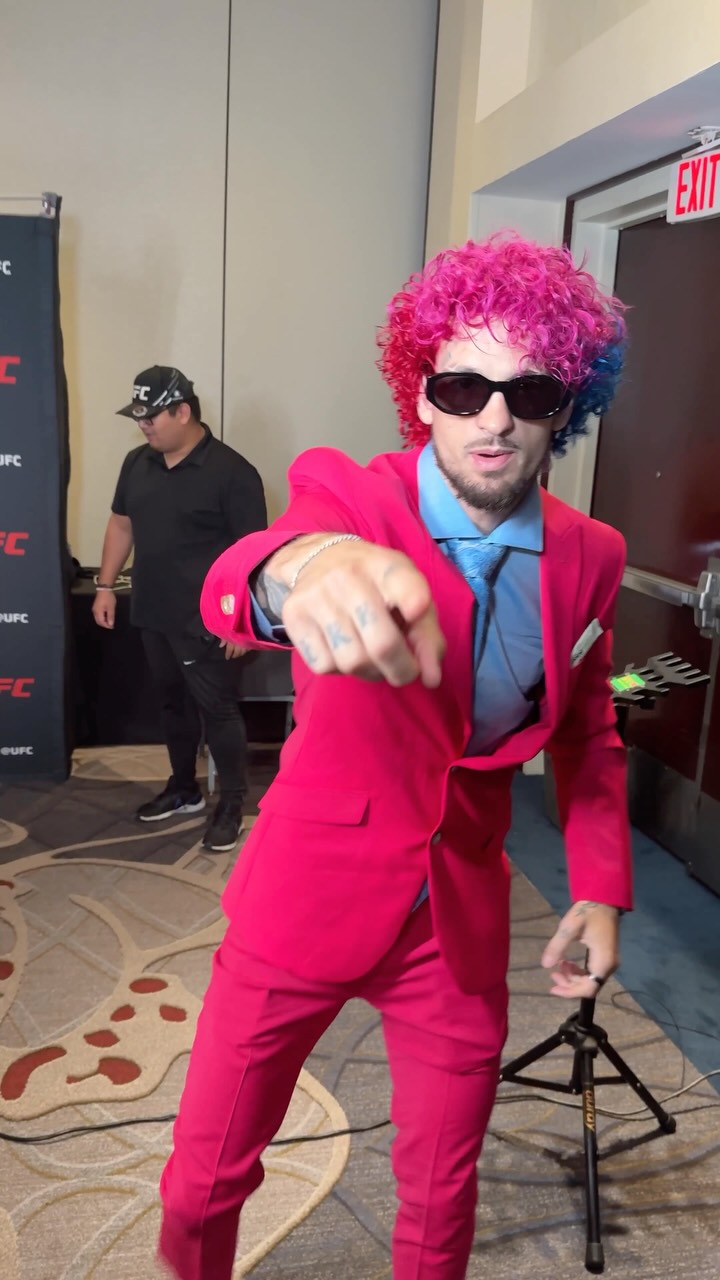 Sean O’Malley is Doing Well, I AM NOT 🦾💕😂🤖🇺🇸 @sugasean @wearedoingwell 

Don’t miss Sean O’Malley vs Aiemann Zahabi this Sunday at UFC Freedom 250 on Paramount+