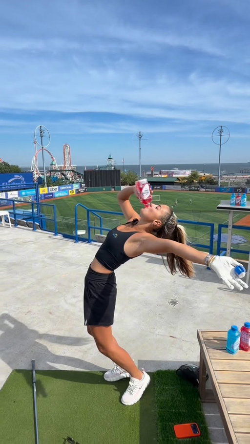 What do you think the probability of hitting this shot in?
117 yards, 4 stories elevated, into 20-mile wind gusts....  Hitting a target less than 5 inches....
@brooklynfootballclub