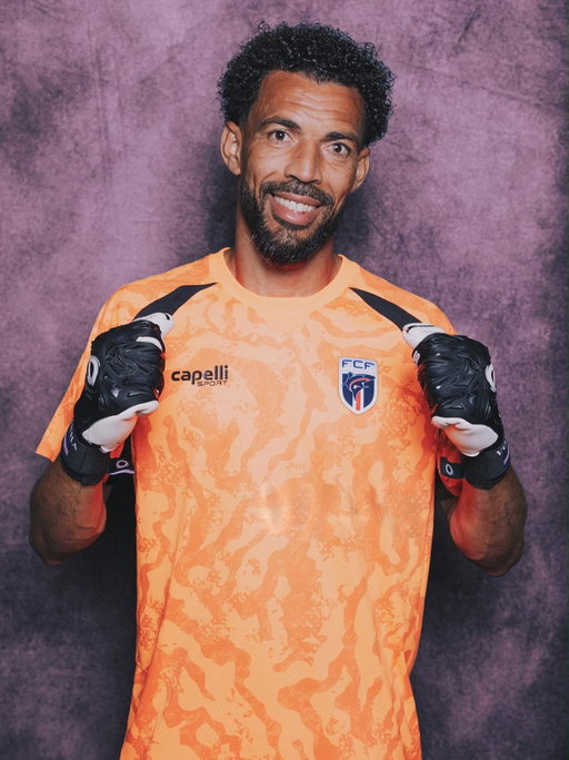 Contagem regressiva rumo ao sonho. ⏳

Cada vez mais perto da estreia no maior palco do futebol mundial!

Por nós. Pela nossa história. Pela nossa gente.

🇨🇻 Rumo ao @worldcup2026
🇨🇻 Pela nação, por Cabo Verde.

#caboverde🇨🇻 #bluesharks #roadtoworldcup2026 #worldcup2026