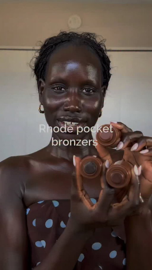 @rhode skin pocket bronzers on deeper skin tone. Shout out to @golloria and @tonibravo y’all did your big one!🫶🏿♥️

 

#rhode #bronzer #blackgirlmakeup