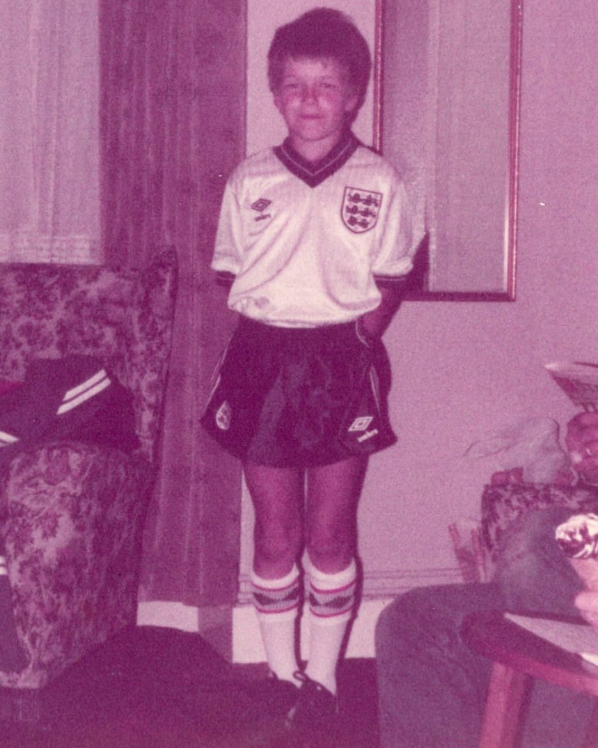 The World Cup kicks off today as @unicef marks the International Day of Play 🌍 The World Cup is the very best of football, but for me it all started out as play with my Dad and friends where I grew up ⚽️ It’s something every child should have access to... please join me and @unicef in calling for safe spaces for everyone, wherever they are in the world 💙 #InternationalDayofPlay