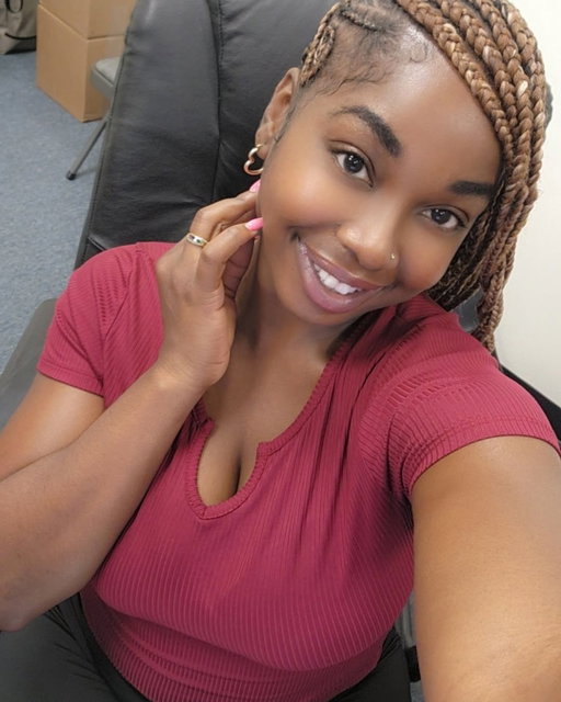 Work selfies😍🥰🤳🏾

#goodmorning