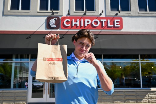 Locked in. 🤝 @chipotle #ChipotlePartner