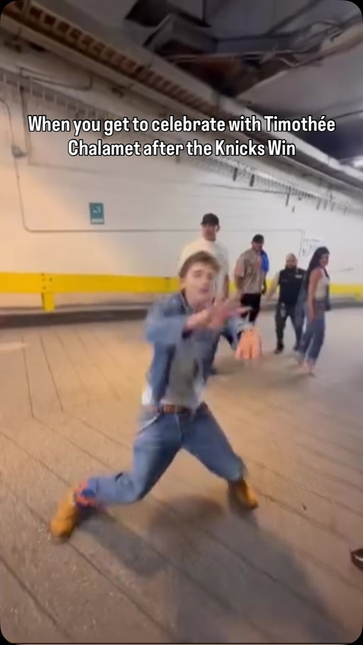 Timothée Chalamet loves the Knicks more than anything

(🎥: @stephriiidz)