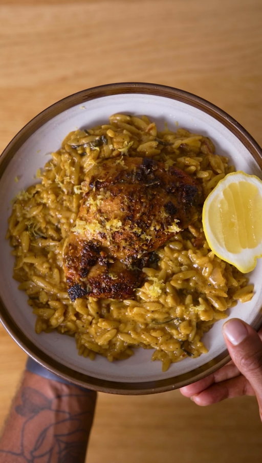 Creamy Coconut Lemon Orzo with Blackened Chicken is the kind of one- pot dinner you’ll be making all summer! full recipe will be on my substack. 

creamy coconut milk , bright lemon , fresh basil , and juicy blackened chicken thighs all come together in one pot for a dinner that’s comforting without feeling heavy.