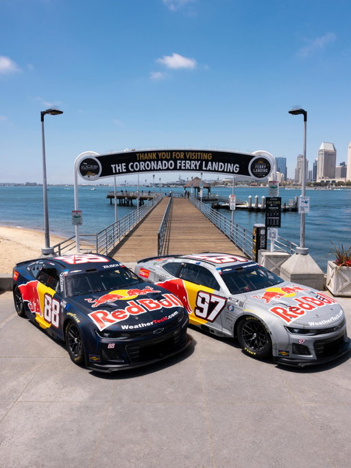 scenic route to the San Diego starting grid ☀️

A fresh paint scheme deserves a proper tour — our new look for @nascarsandiego.