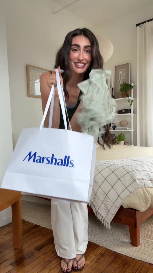 @viennaskye styles her favorite affordable pieces from @marshalls for a chic rooftop dinner #ad