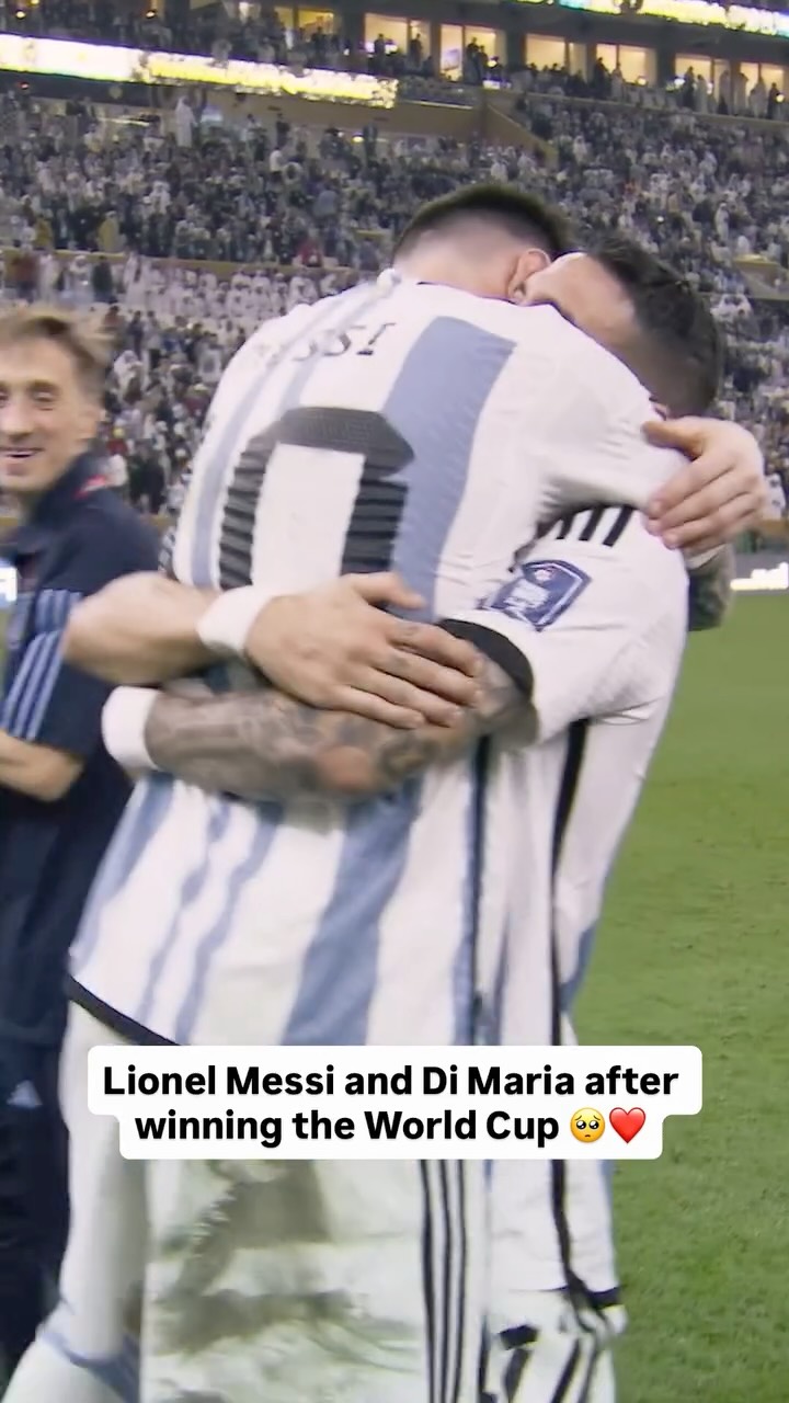 “All the suffering is finally behind you.” 

This moment between Lionel Messi and Ángel Di María after winning the 2022 FIFA World Cup for Argentina 🥹❤️

📺 Ángel Di María: Breaking Down the Wall

#lionelmessi #angeldimaria #worldcup #argentina #messi