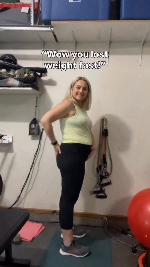 🔗 comment “RECIPE” and I’ll send you my favorite recipes that helped me get there plus a custom macro count. 👏🏻

HERE’S WHAT HELPED ME! 
• tracking my macros
• lifting heavy weights 
• getting my steps 
• progress over perfection 
• healing my gut with @jillianrfit 

I’ve lost about 65 lbs since the first video in 2021. It took me a LONG time to feel like me again after kids. 

Be patient with yourself. 🫶🏻

Hey Siri, can you do my laundry? Thanks. 🙏

#trackingmacros #macrofriendly #weightloss #postpartum #macrofriendlyrecipes