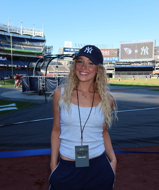 not from NY, but I guess the last name finally checks out!! ⚾️🗽

#newyork #yankee #baseball #ny #goyankees