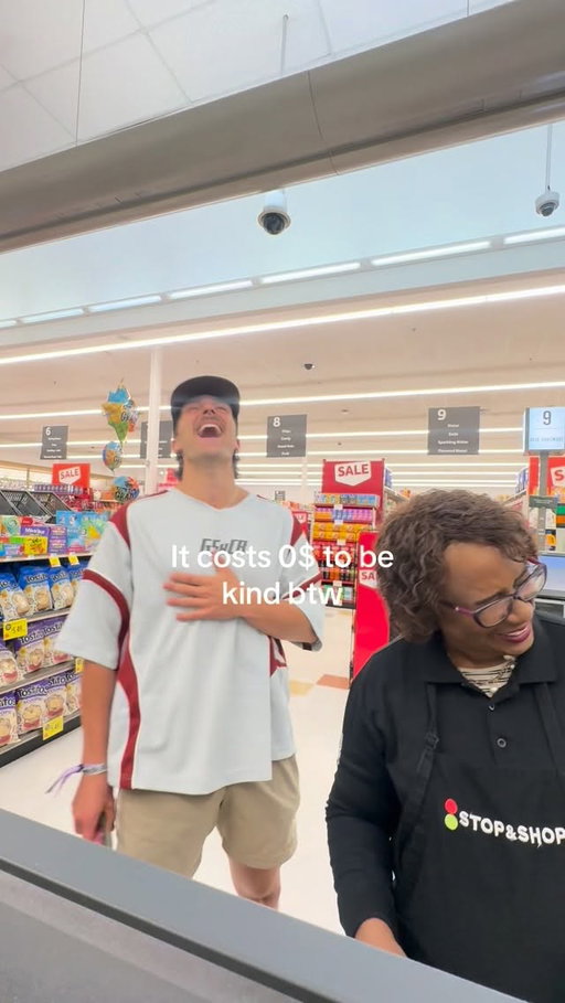 Remember to be kind to service workers ❤️

#kindness #positivity #groceries