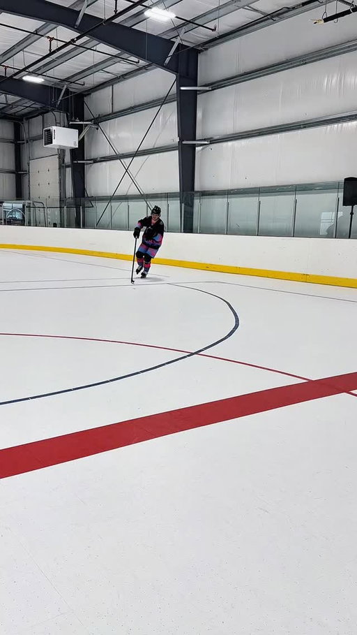 FEEL THE FUSE⚡️🔋
First look at the BAUER SUPREME FUSE skates 👀 #BAUERpartner