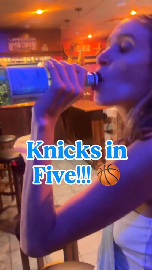 Go Knicks!! been using my left hand for three days now 

#comedyreel #knicks #knicksin5 #newyorkknicks #comedian