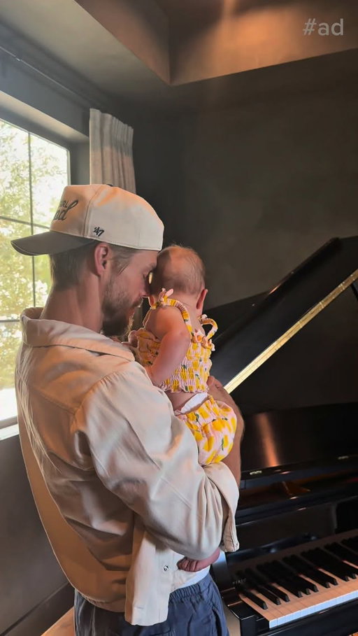 #ad @huggies celebrating some of our favorite firsts together 💛 From the little moments to the unforgettable ones, becoming a dad has changed everything.
Grateful for every laugh, dance, cuddle, and memory along the way. #huggiesfirsts