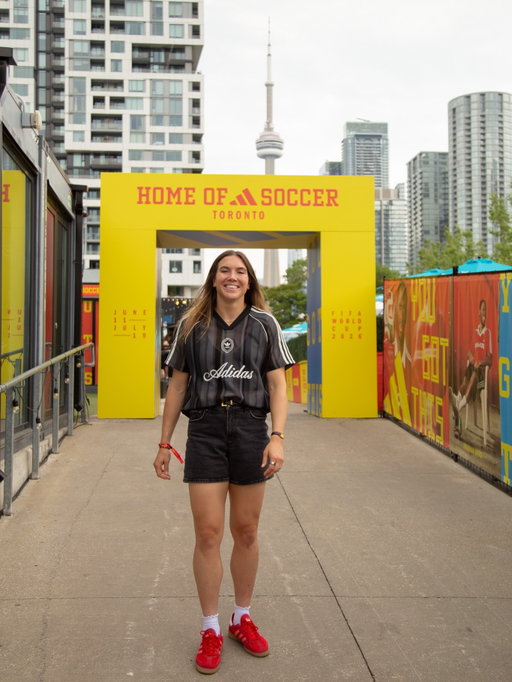 Such a fun weekend kicking off the World Cup madness right here in our own Canadian backyard with some pretty legendary Canadians 🇨🇦🇨🇦

Thank you @adidas for hosting such a fun weekend and letting me be a part of it ///