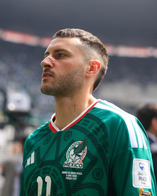 Difícil explicar lo que se vivió ayer… muchas gracias incondicionales, ver a tantas personas unidas por estos colores y sentir la fuerza que generamos entre todos fue algo único!!! ❤️‍🔥🇲🇽

Esto recién comienza, Sigamos todos juntos.

Y SI SI????