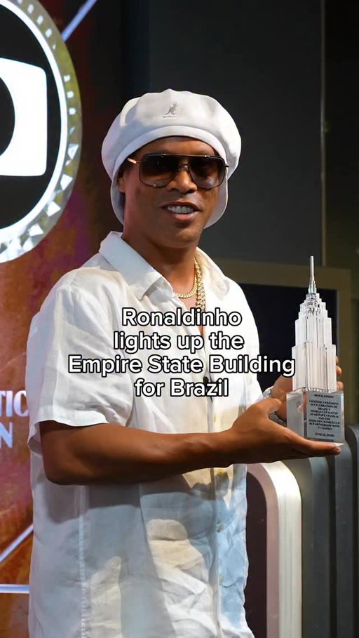 He flipped the switch. Now come see it yourself. 🇧🇷

Ronaldinho lit the Empire State Building green, yellow, and blue — then explored the limited-time Classic Football Shirts exhibition and the 86th and 102nd Floor Observation Decks.

Comment JERSEYS to visit.
Comment BRASIL to see the lights tonight.