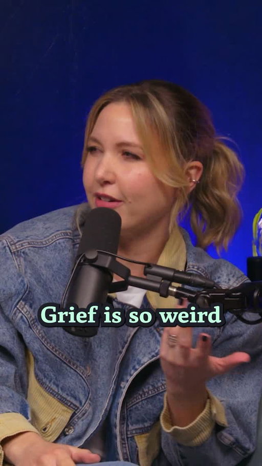 We all need a Sophie in our lives 

@sophbuds @taylortomlinson @esthermonster @khalamityk @studioten42 @atcclips @allthingscomedy #greif #loss #healing #lexapro #moms