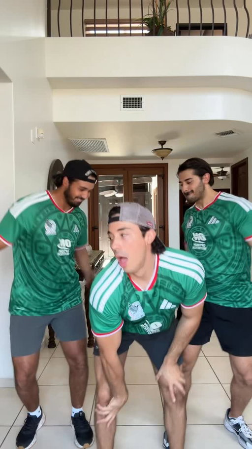 Y si si? 🇲🇽🥰 #baile #reels #hermanos #xibibrothers