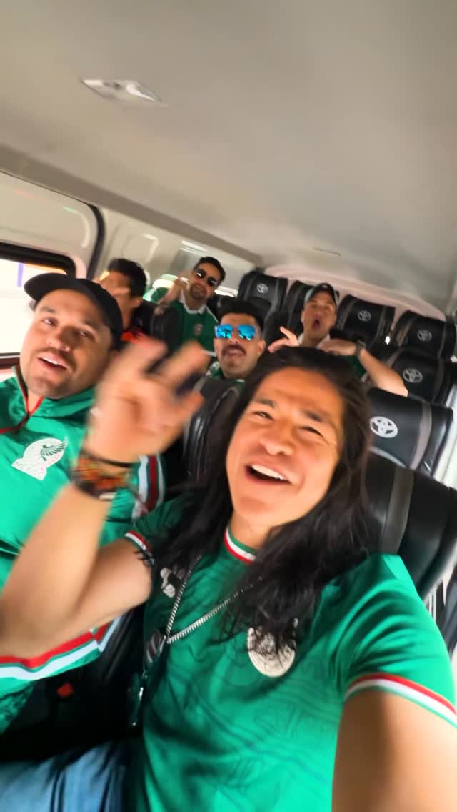 A World Cup in Mexico hits different 🇲🇽⚽️❤️

Unreal atmosphere, incredible fans, and a passion for the game that’s impossible to describe. Being part of such a special moment and experiencing it all in Mexico City is something I’ll never forget.

Grateful to have shared it with @StubHub.

Una Copa del Mundo en México se vive diferente. 🇲🇽⚽️

Una atmósfera increíble, una afición inigualable y una pasión por este deporte imposible de describir. Ser parte de un momento tan especial y vivirlo todo en casa es algo que nunca voy a olvidar.

Agradecido de haber compartido esta experiencia con #StubHub. 🙌🏼⚽️🇲🇽

#sponsored