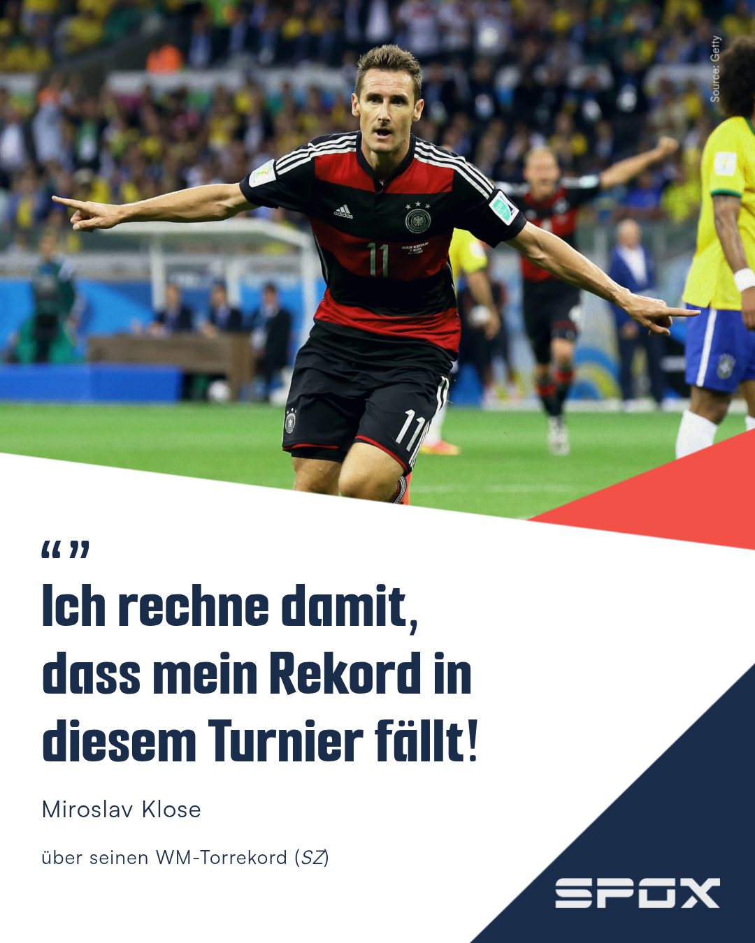 "Durch das größere Teilnehmerfeld gibt es mehr Spiele und damit mehr Möglichkeiten, Tore zu schießen", begründete Klose seine Meinung. Außerdem geht der 16-malige WM-Torschütze davon aus, dass seine Verfolger Lionel Messi (13 Treffer) und Kylian Mbappe (12) mit Titelverteidiger Argentinien bzw. Mitfavorit Frankreich "weit kommen. Das ist auch völlig okay, der Rekord wird sowieso irgendwann geknackt werden."