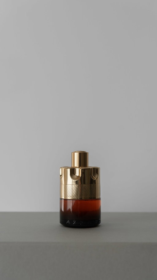 Rolled through the Azzaro Pop-Up and brought my camera to capture all the fun. @azzaro_parfums 

Running June 11-25 at the CF Toronto Eaton Centre (Level 2). Check out the collection including the brand new Azzaro Forever Wanted Absolu. A smoky, woody fragrance with notes of Incense, Madagascar Vanilla & Amber.

Visitors can spin the prize wheel for a chance to win travel bottles, discovery kits, backpacks or the grand prize of the couple Azzaro Wanted fragrance collection. Qualifying purchases from the collection will come with a limited-edition Azzaro soccer ball. 

#AzzaroParfums #AzzaroWanted #Ad