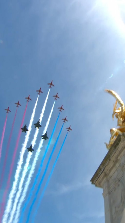 The flypast over Buckingham Palace brings this year’s Trooping the Colour to a close, marking the Official Birthday of His Majesty The King. 

The Royal Family watching on as the iconic display of red, white and blue marks the end of this year’s celebrations of the Official Birthday of King Charles III.

If you missed it you can catch up on all of today’s coverage of The King’s Birthday Parade on @bbciplayer.

📺 Watch on BBC One and BBC iPlayer

#BBCStudios #TroopingTheColour