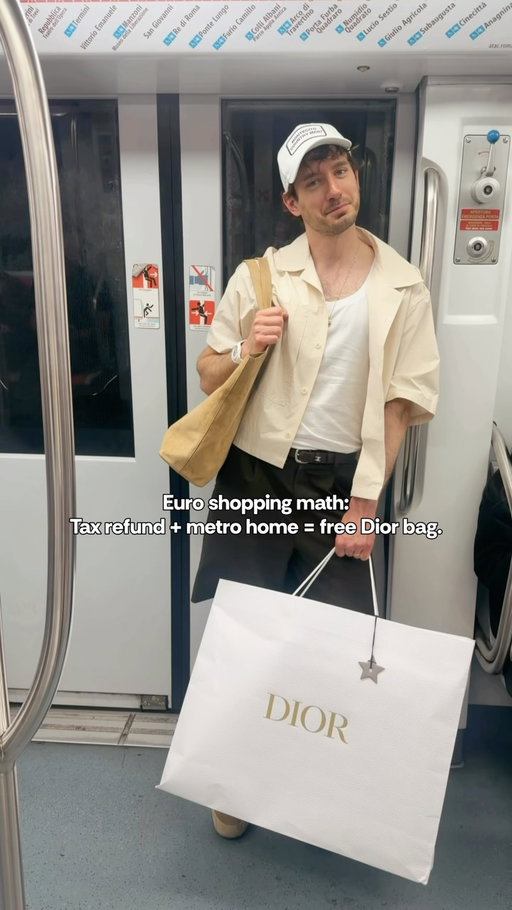 And to think I’ve been called delulu!! 🤷‍♂️⁣
⁣
#funny #comedyreels #shoppingreels relatable shopping moment