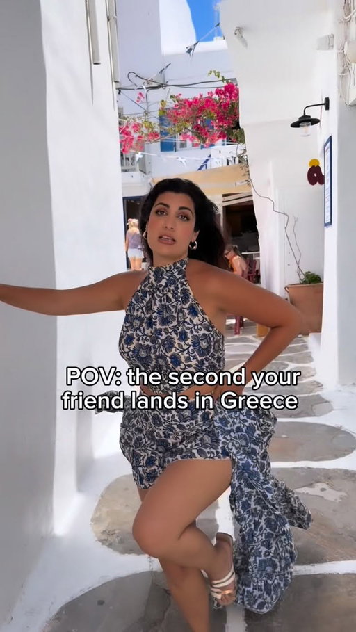 She’s in Mamma Mia now 😅 

#mammamia #greece #italiancomedy #italian #actress