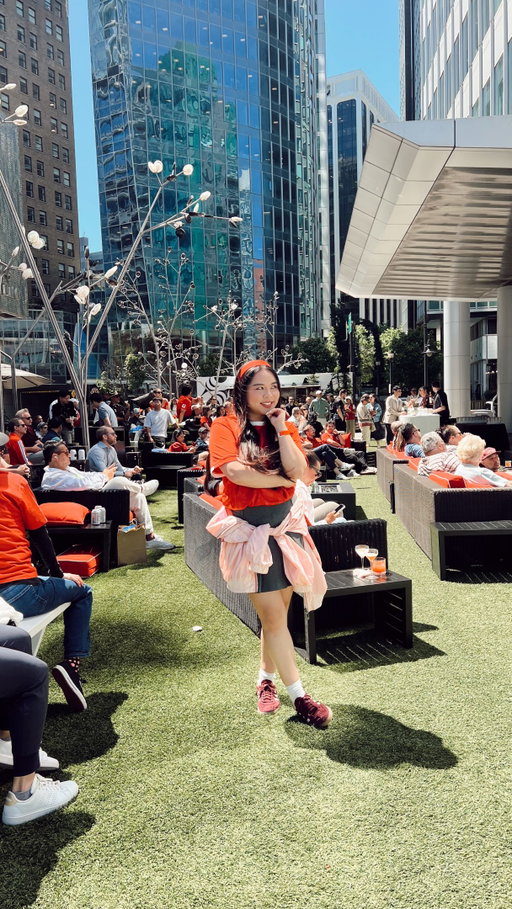 I may have found Vancouver’s best patio to watch Team Canada during the FIFA World Cup @fairmontpacific ⚽️🇨🇦

Game days just got an upgrade at the Pac Rim Sports Patio. Catch every Team Canada match on a massive 20-foot screen while enjoying tacos, cold drinks, sweet treats, and stunning Coal Harbour views. Gather your crew and soak up the ultimate FIFA World Cup atmosphere all summer long. 

#TeamCanada #FIFAWorldCup #VancouverPatios #FairmontPacificRim #ExploreVancouver