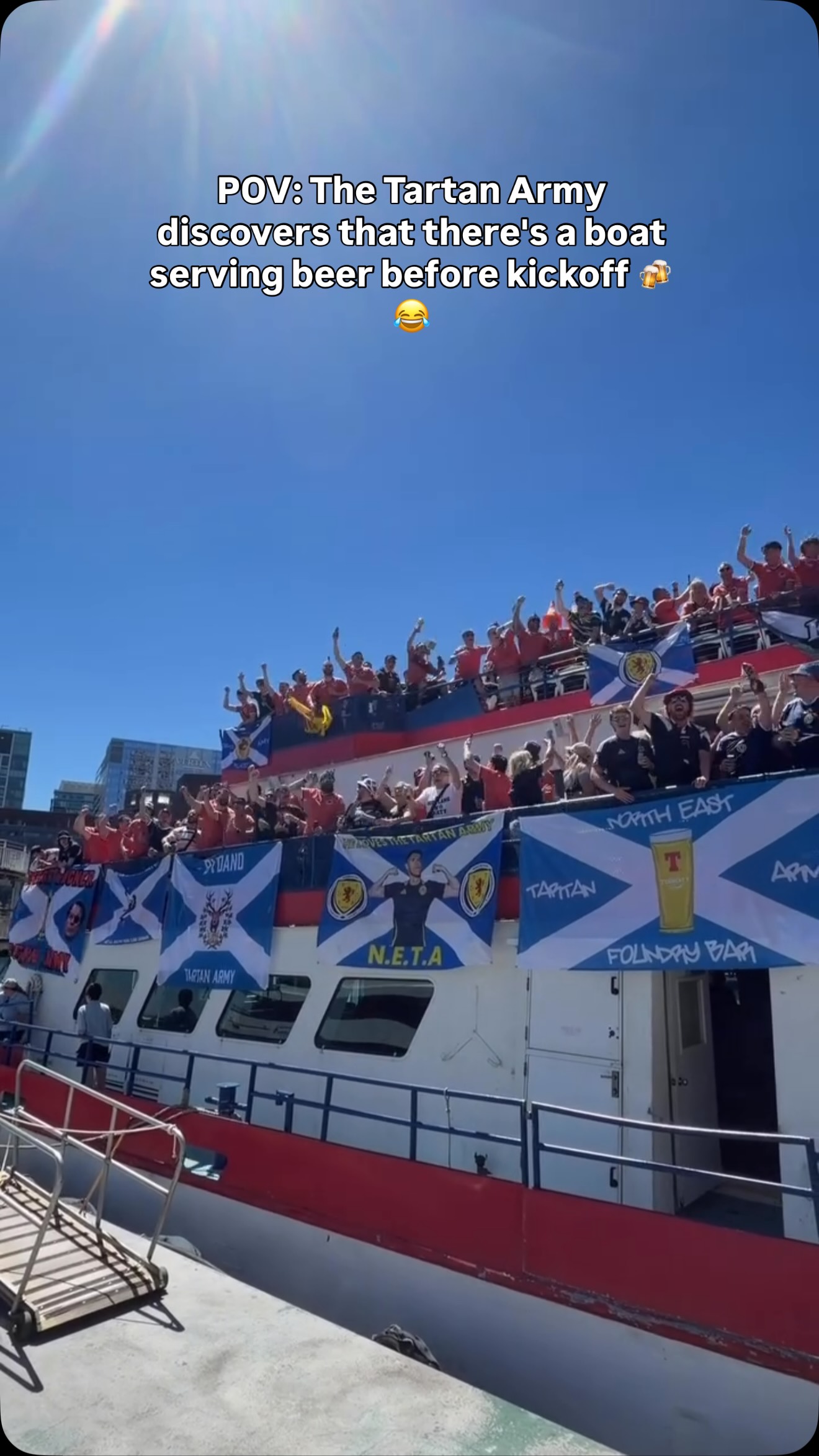 Boston Harbor meets the Tartan Army 🏴󠁧󠁢󠁳󠁣󠁴󠁿🤞

🎥 / @stvfootballshow 

#FIFAWorldCup #UGC #Scotland #TheTartanArmy