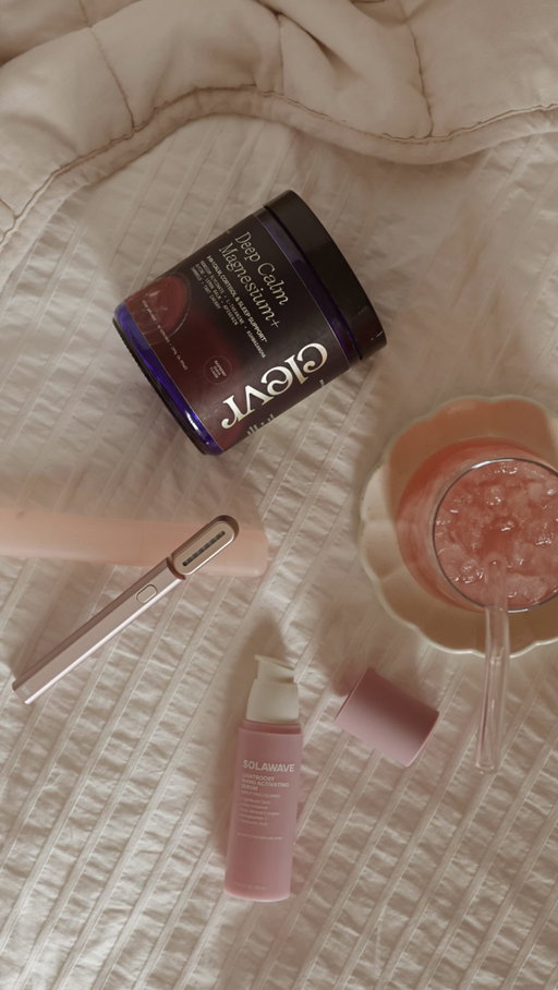 ✨ Evening Rituals Giveaway ✨

More relaxing evenings start here! We’re partnering up to give one lucky winner the tools for a calmer mind, glowier skin, and a more intentional nighttime ritual 🌙

One lucky winner will win: 
🧖‍♀️ Solawave Wand and Serum
🌀 Clevr Blends Deep Calm Magnesium+ and accessories 
Here’s how to enter: 
✨ Like and save this post 
✨ Follow @solawave and @clevrblends
✨ Tag a friend
✨ Share to stories for extra entry

Must be 18+ and US only. Giveaway ends 6/20/26 at 11:59pm. Winner will be contacted by Clevr Blends official account ONLY. Good luck!