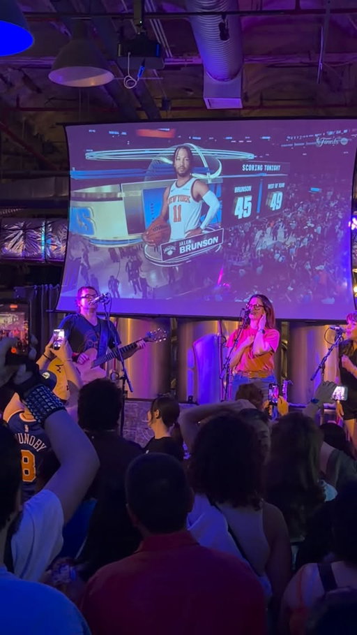 The place exploded when the Knicks won the Championship at @yonkersbrewing and @wheatusofficial launched into Teenage Dirtbag (Knick Fan Version) to commemorate the occasion.