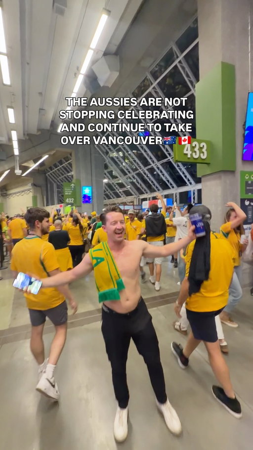 THEY DO NOT STOP! 

The Aussies energy could carry them to the top of their group, how can you lose when you’ve got fans like this.

#worldcup2026 #vancouver #teamaustralia