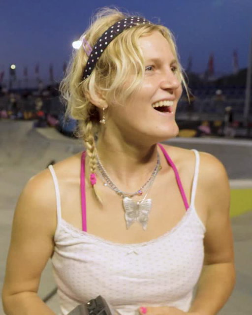 SWITCHING FOCUS: @brycewettstein 

Get in the mix of some of the best women in park skating practicing here at the WST World Cup Rome 2026. 

Full video on @worldskatesb YouTube.

🎥 @_nickhanson