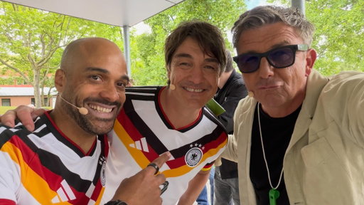 @david.odonkor und @matzeknop_official  die besten der besten. Ich würde die beiden gerne bei @schlagdenstar  sehen. Eine herrliche Kombi. Vielen Dank an den feinen Sonntag Mittag @fernsehgarten