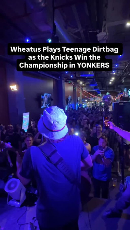 Last night we had a moment at Yonkers Brewing. The Knicks won the championship and then @wheatusofficial broke into a sing a long of their hit ”Teenage Dirtbag.” 

Shout out to @undiscoveredrealmcomiccon for helping to make it happen!