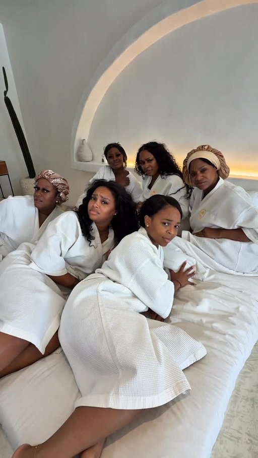 They what?! 👀😩🤭

@hotelsages 
@blackgirldigital
@paradiseandvibe

#blackgirldigital
#bgdbali
#paradiseandvibe #hotelsages #bali