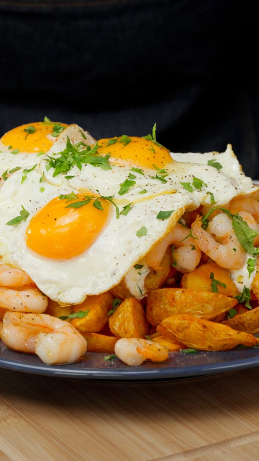 Mundial à Mesa: Ovos Rotos com Camarão na Air Fryer 🦐❤️

Comente MUNDIAL e receba a receita completa vinda de Espanha e ainda um ebook GRATUITO com os melhores petiscos!

Só vai precisar de:
800 g de Batatas
4 Ovos
400 g de Camarão descascado
3 Dentes de alho picados
2 Colheres de sopa de azeite
Pimenta q.b.
Sal q.b.
Maionese de alho e ervas q.b.
Salsa picada q.b.

Com a Air fryer Electronia Tower da @radiopopular simplifica a sua vida na cozinha, deixando qualquer prato mais simples, mais rápido e absolutamente DELICIOSO! 😋

#ovosrotos #receitas #mundial #apitadadopai #radiopopular