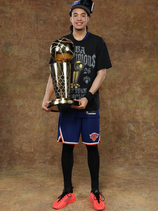 NBA CHAMP🏆. GOD☝🏽.