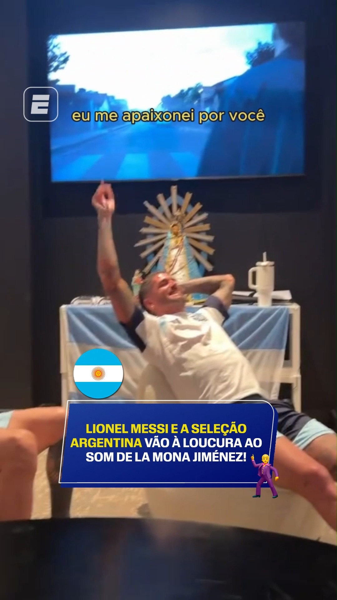 Será que o clima da seleção argentina está bom antes da estreia na Copa do Mundo? 🇦🇷 O atacante Lionel Messi e seus companheiros de seleção curtiram muito um show particular do cantor La Mona Jiménez. 

(via @espnargentina @nicolasotamendi30) 

Assista à Copa do Mundo FIFA pela CazéTV, no #DisneyPlus, sem custo adicional.

#ESPN2026 #FIFAWorldCup