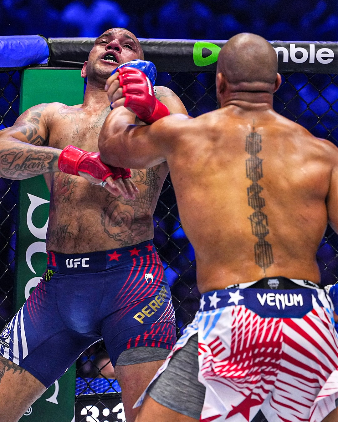 CIRYL GANE STOPS ALEX PEREIRA IN ROUND 2 😳

THERE’S A NEW INTERIM UFC HEAVYWEIGHT CHAMPION